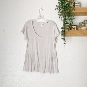 🦋 CABI Heathered Oatmeal Short Sleeve Hangout Tee Shirt Small